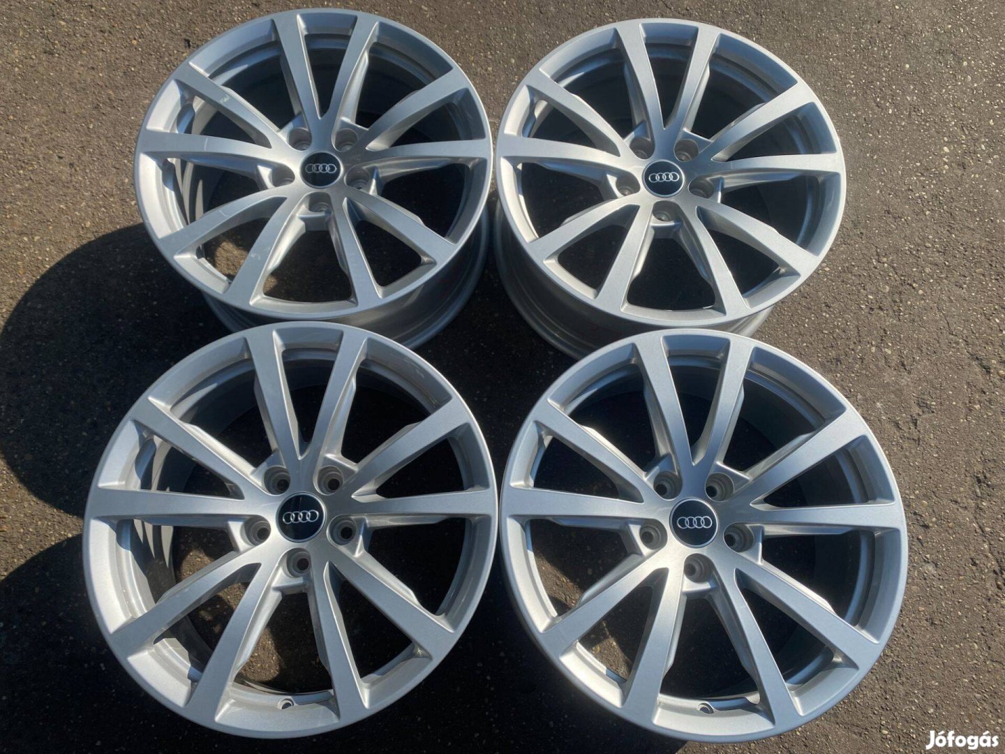 4db gyári 18" Audi A8 - A5 - A4 Allroad alufelni. (3750)