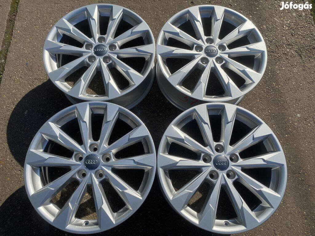 4db gyári 18" Audi Q3 alufelni. ("3740")