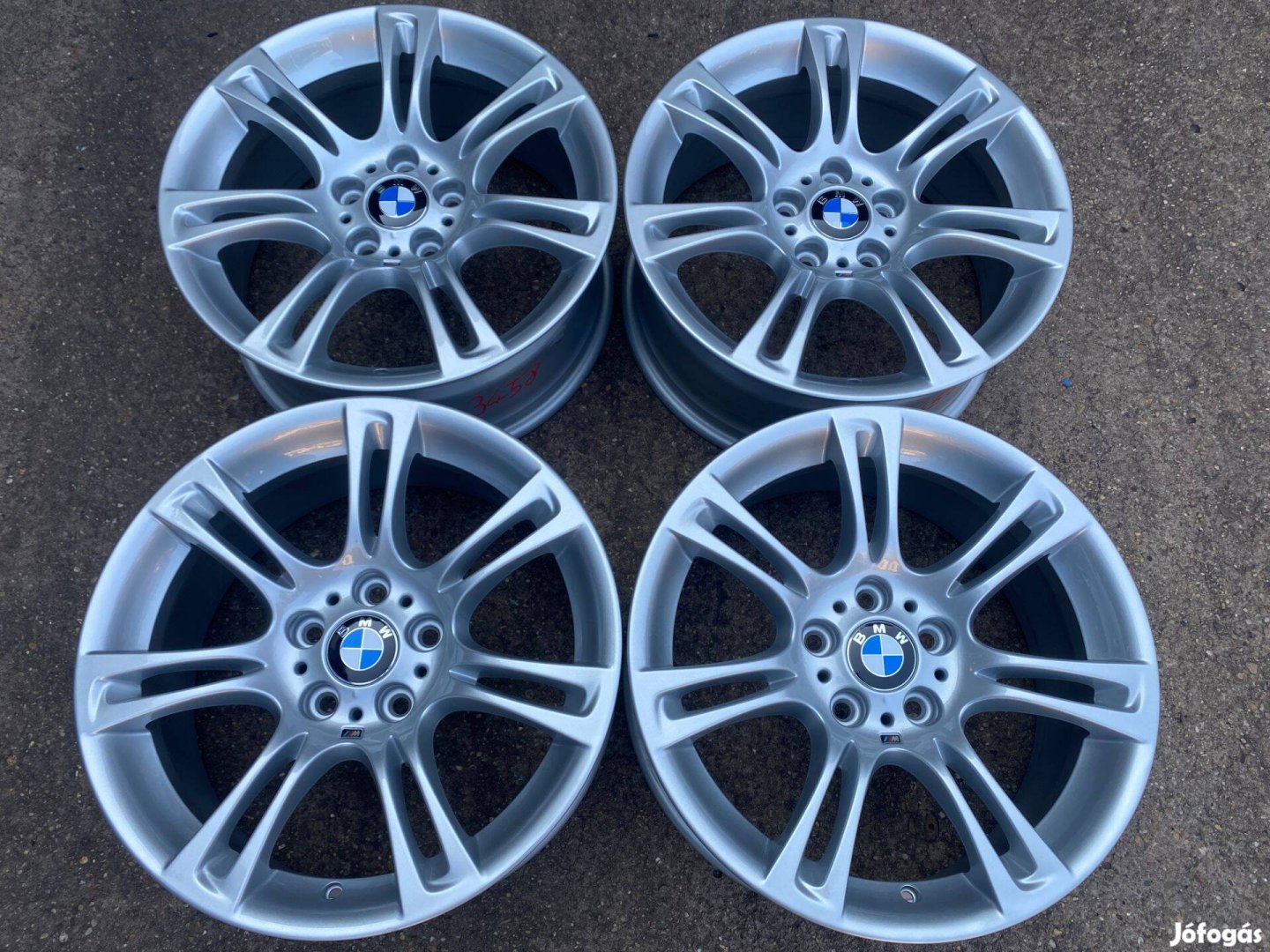 4db gyári 18" BMW 5 F10 Styling 350M alufelni. (3458)