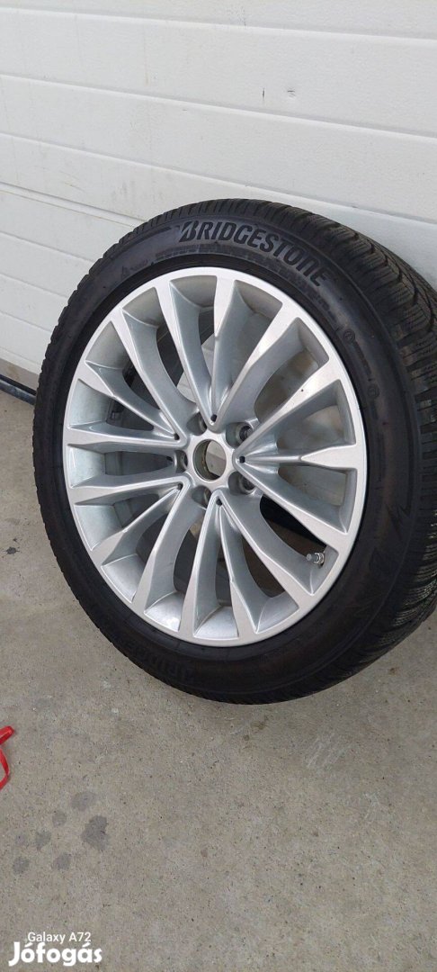 4db gyári 18" BMW G30 alufelni téligumival eladó