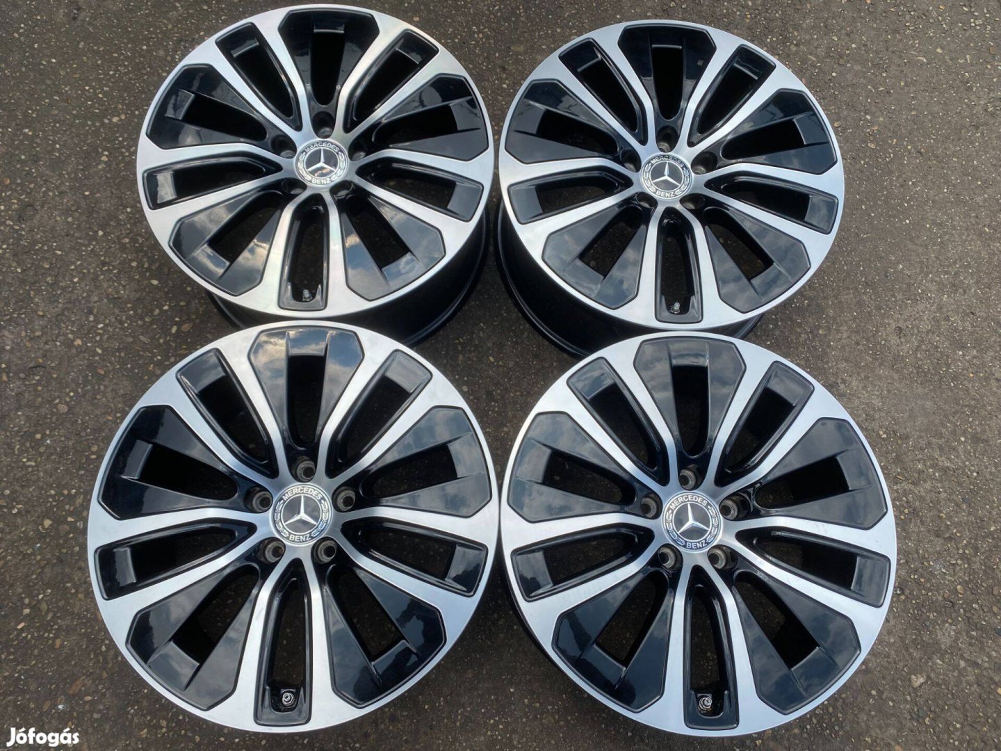 4db gyári 18" Mercedes-Benz GLC alufelni. (3883)