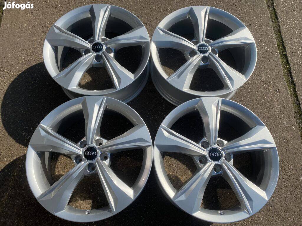 4db gyári 19 Audi Q3 alufelni. (3753)