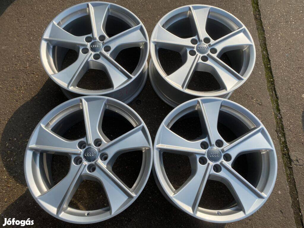 4db gyári 19 Audi Q7 alufelni. (3723)