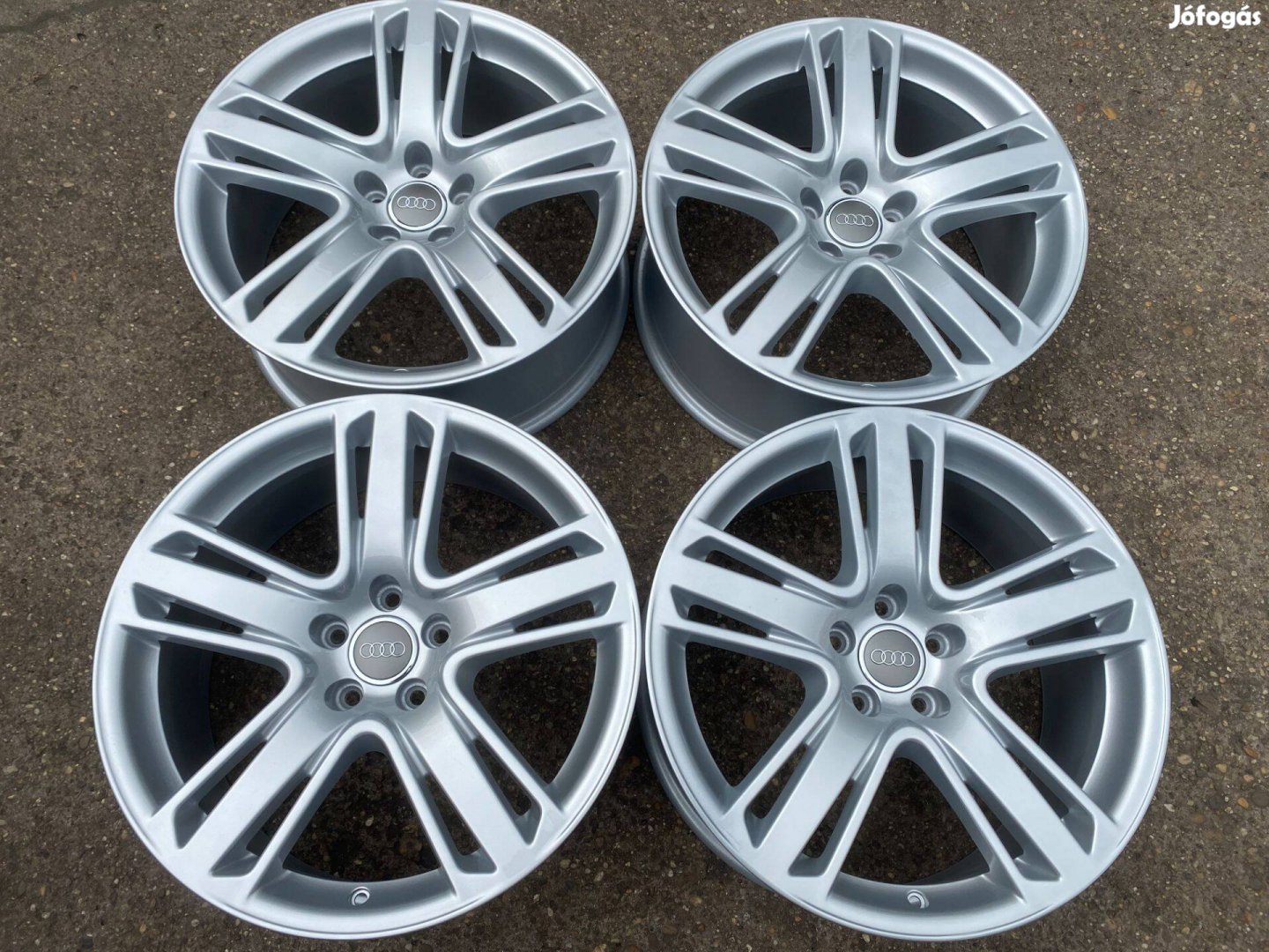 4db gyári 19" Audi A5 - A7 - A4 Allroad alufelni. (3876)