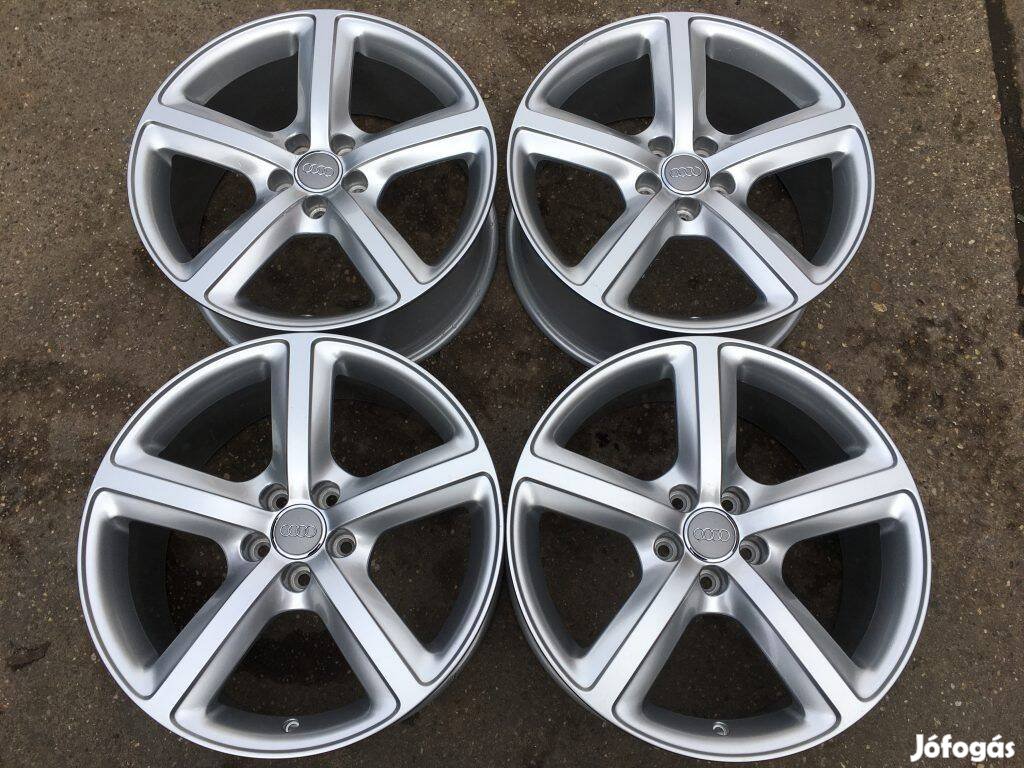 4db gyári 19" Audi Q5 alufelni. (*631*)