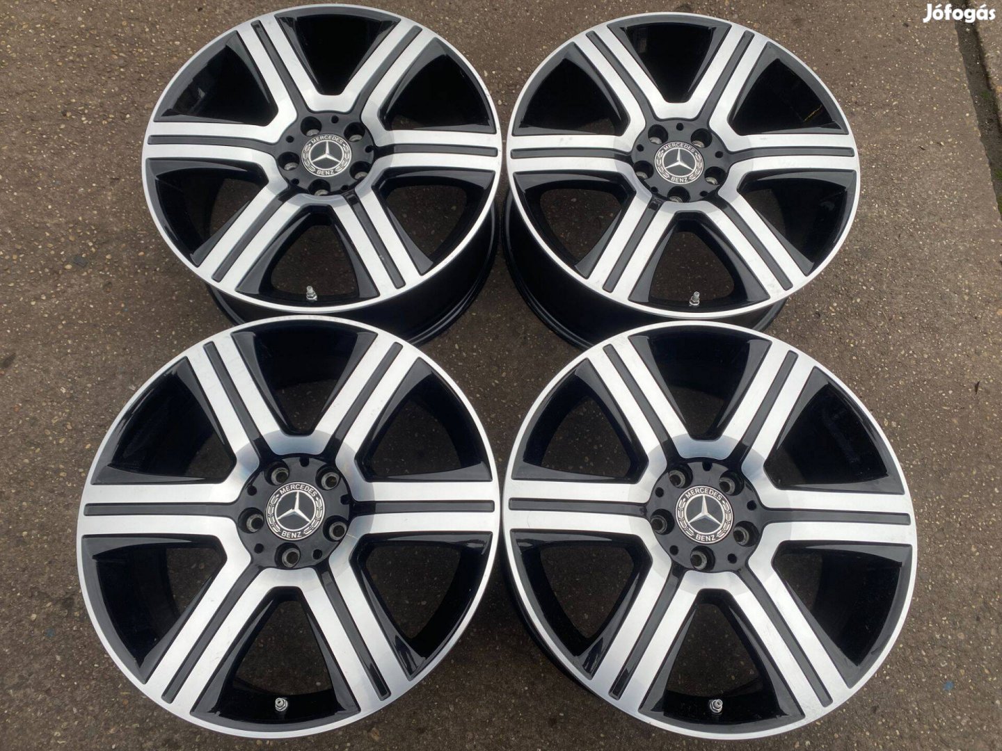 4db gyári 19" Mercedes-Benz GLC alufelni. (3857)