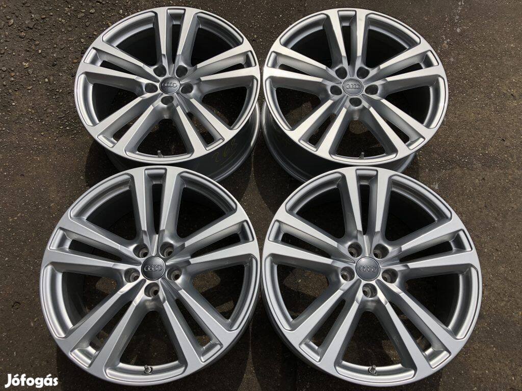 4db gyári 20 Audi Q7 (2015-) alufelni. (268)