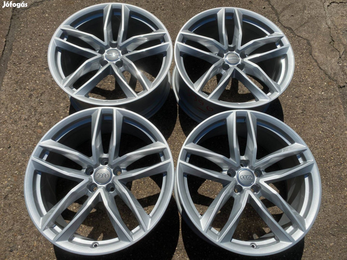 4db gyári 20" Audi A6-A7-A8 alufelni. (3990)