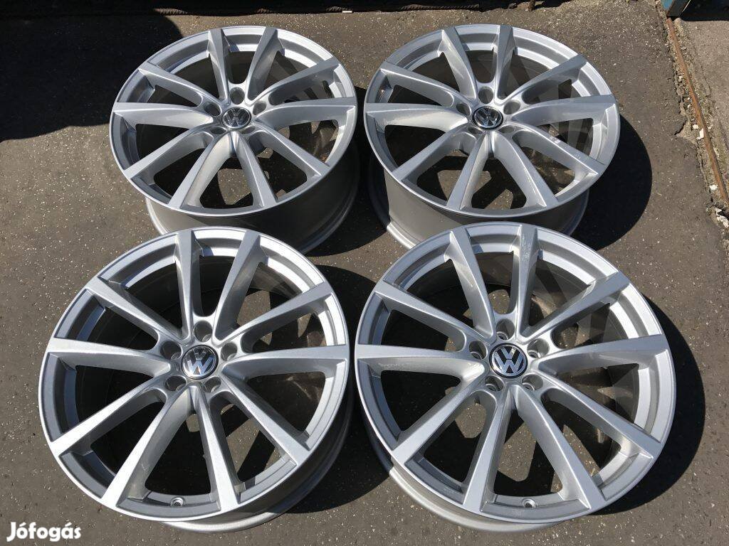 4db gyári 20" VW alufelni. (*686*)