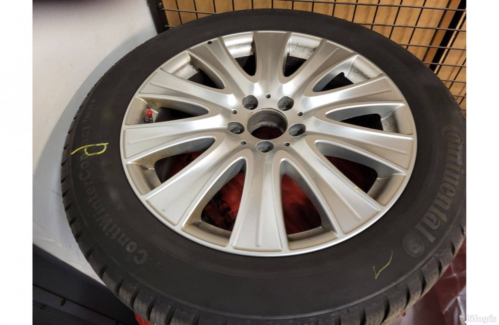 4db gyári Mercedes 18" alufelni 245/50/18 Continental téli gumival
