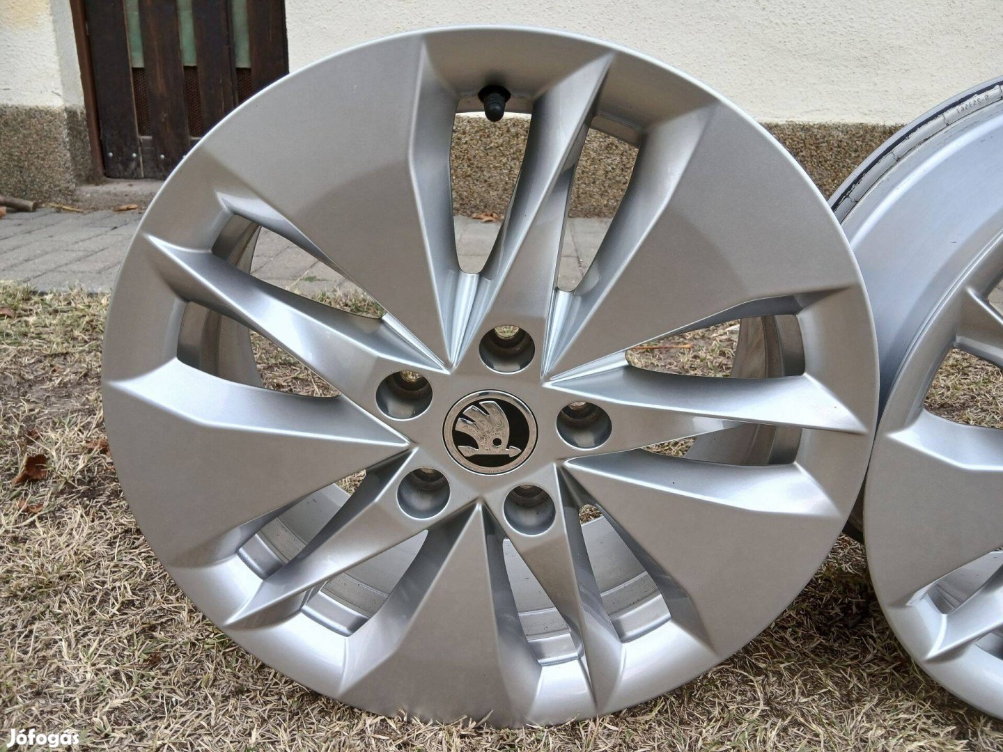 4db gyári Skoda Octavia Superb Kamiq 16" alufelni felni 5x112