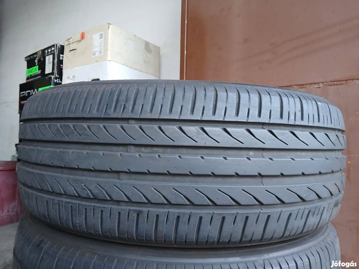 4db kiváló 215/50 R18 Toyo nyári gumi 6.5mm-es 215/50R18 18