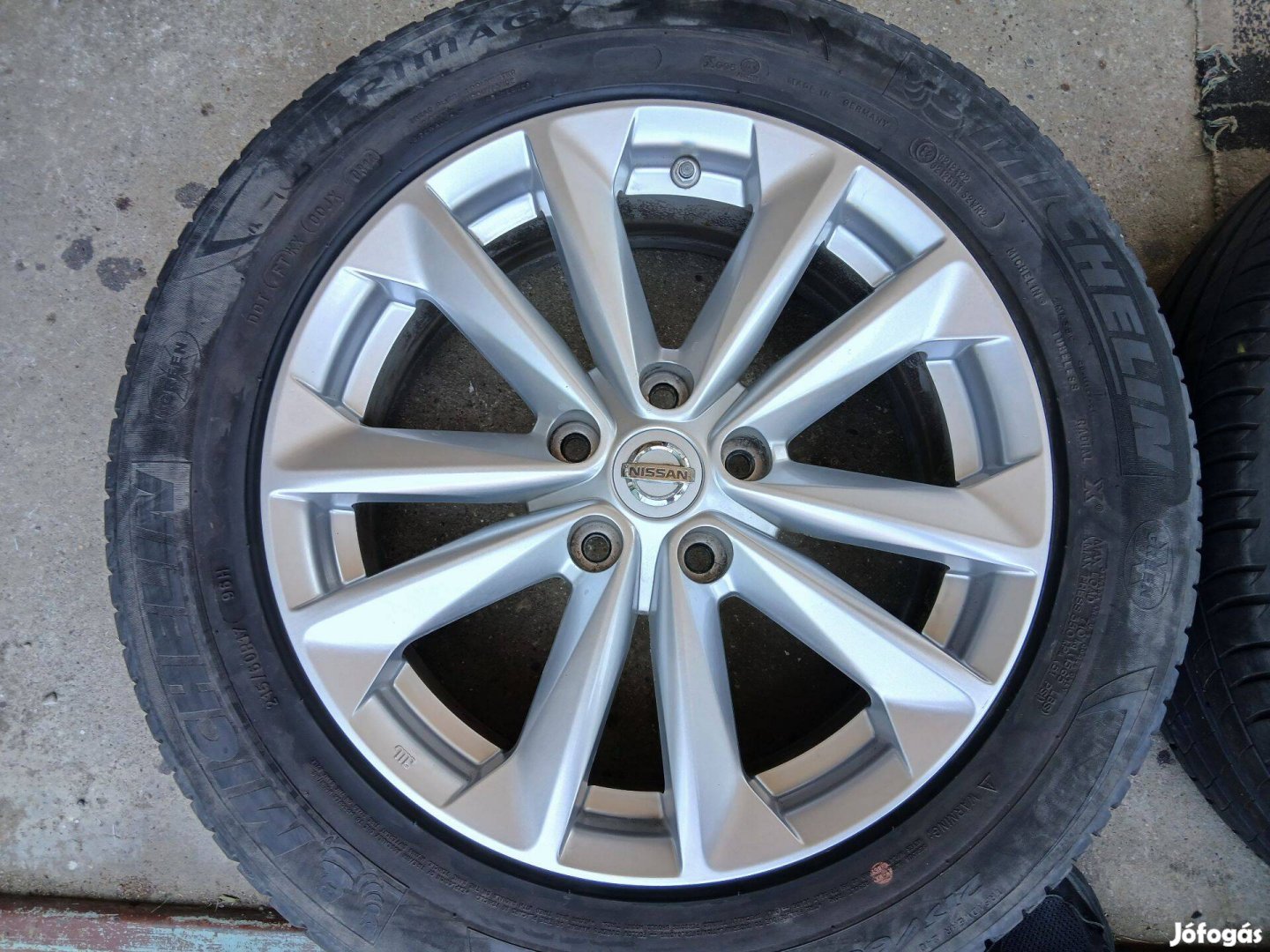 4db kiváló Nissan Qashqai alufelni felni nyári gumikkal 17" 5x114.3