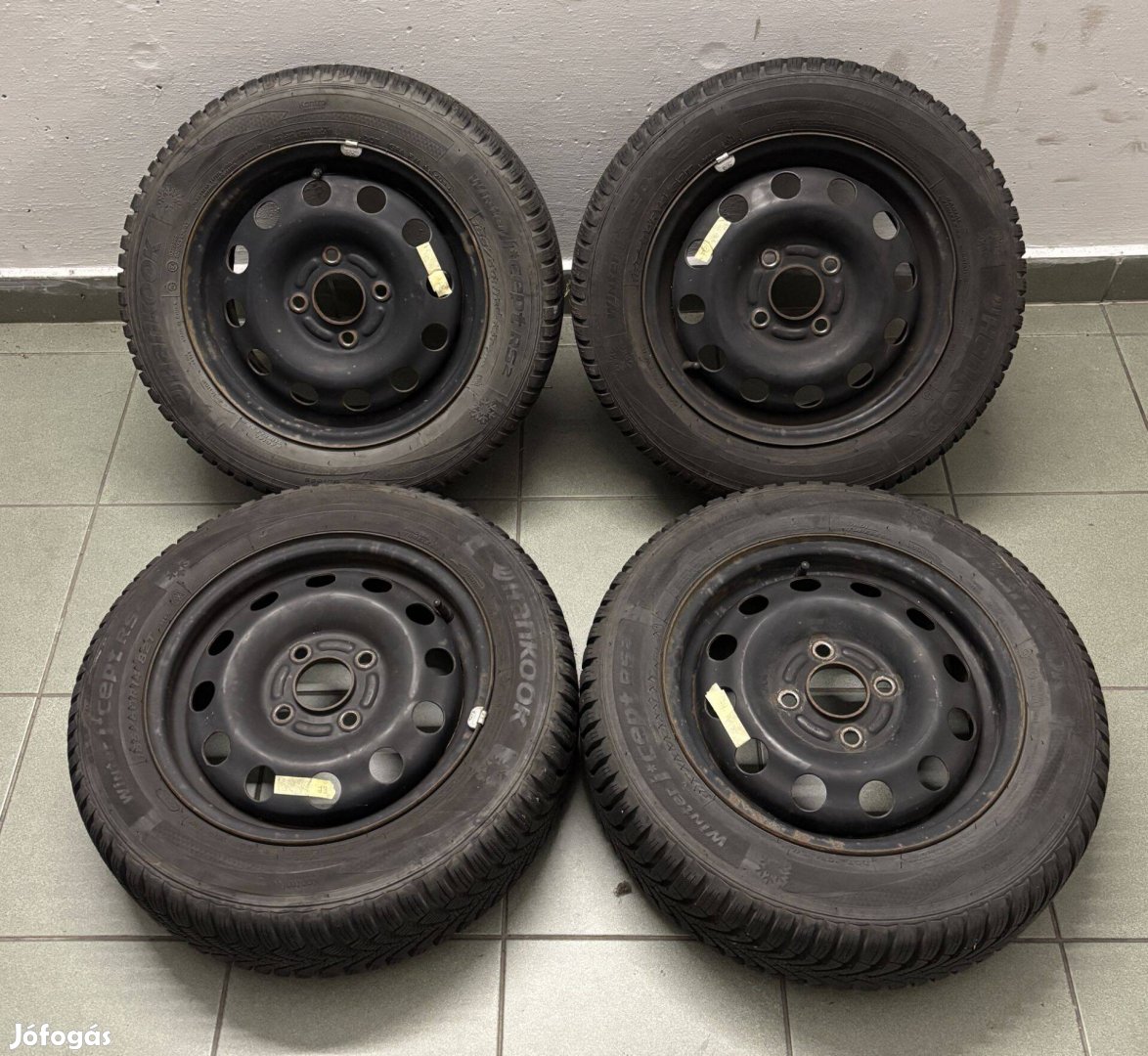 4db téligumi 185/60 R14 Hankook Winter I*Cept RS2 felnivel atógumi