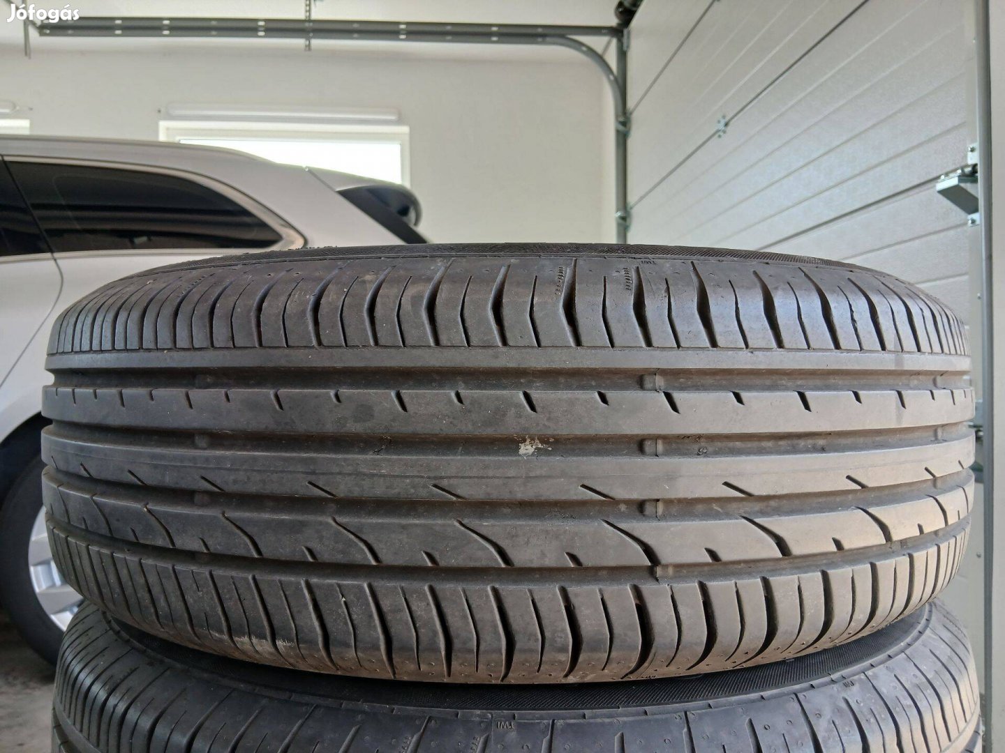 4db újszerű 205/70 R16 Continental nyári gumi 215/65 R16 16 215/65R16