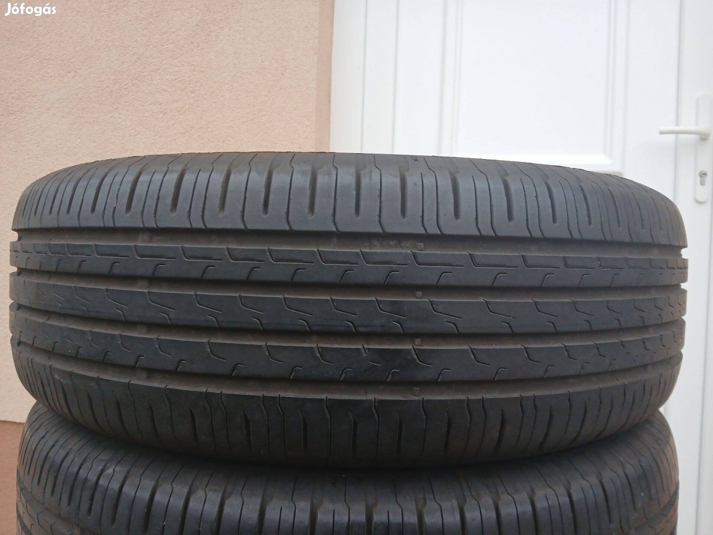 4db újszerű 215/65 R17 Continental nyári gumi 215/65R17 17