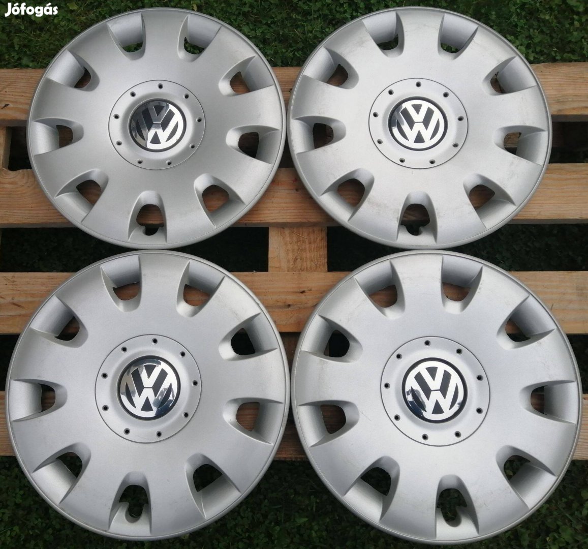 4db újszerű gyári VW R15 R16 15 " 16" colos hibátlan dísztárcsa eladó!