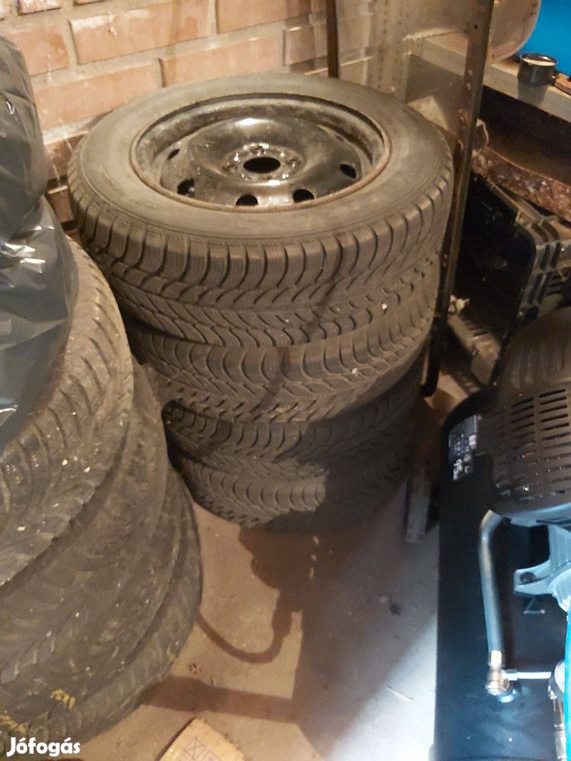 4x100 14 Téli kerék 175/65 R14 Debica gumival