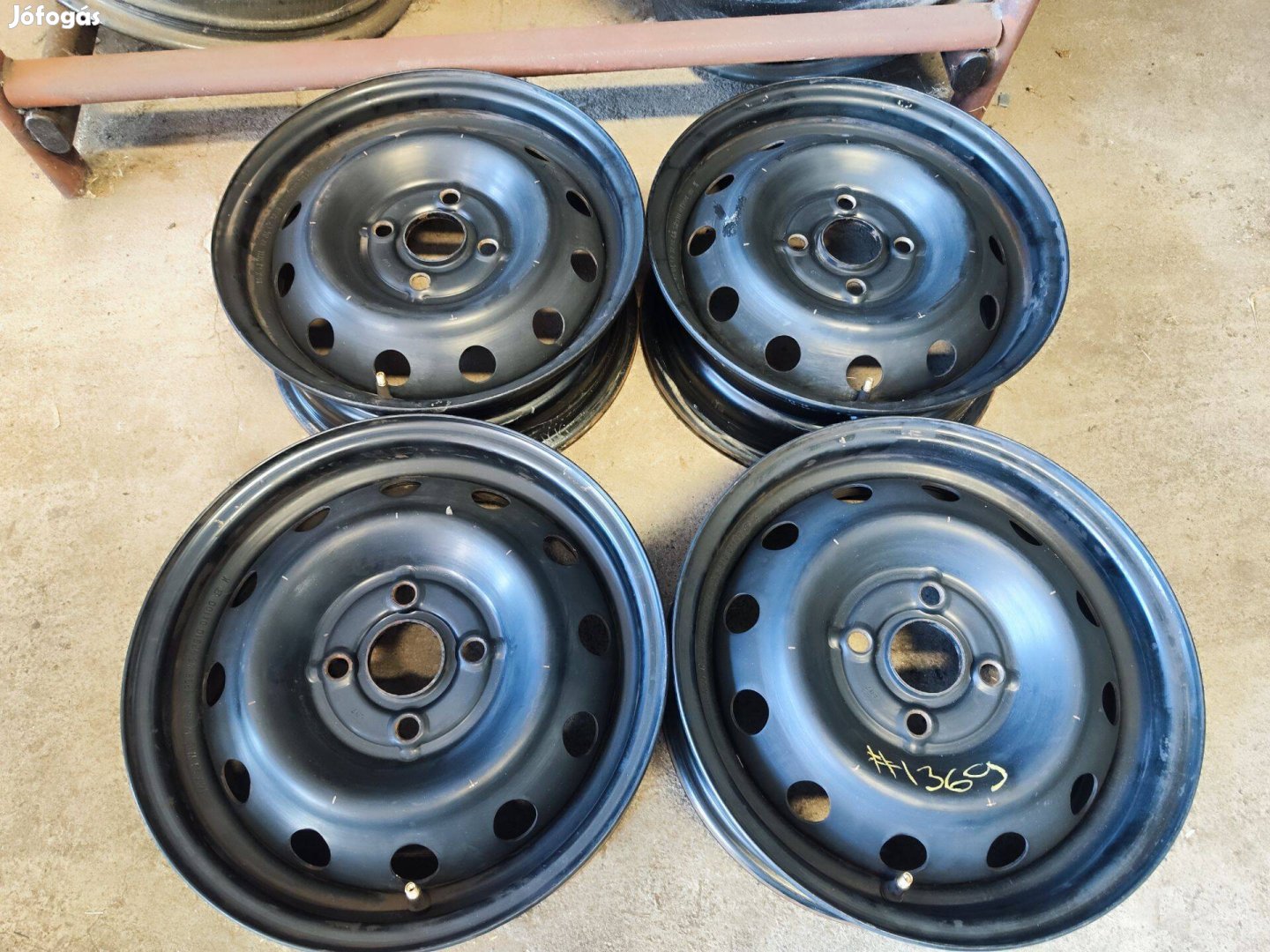 4x100 14" Hyundai Acélfelni Lemez Felni 90Garage #1369