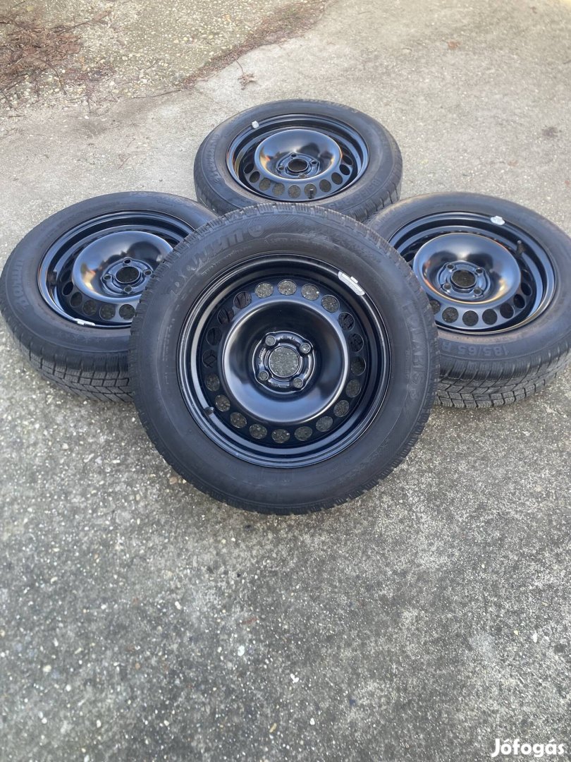 4x100 15" Gyári Opel lemezfelni 185/65 R15 téli gumi