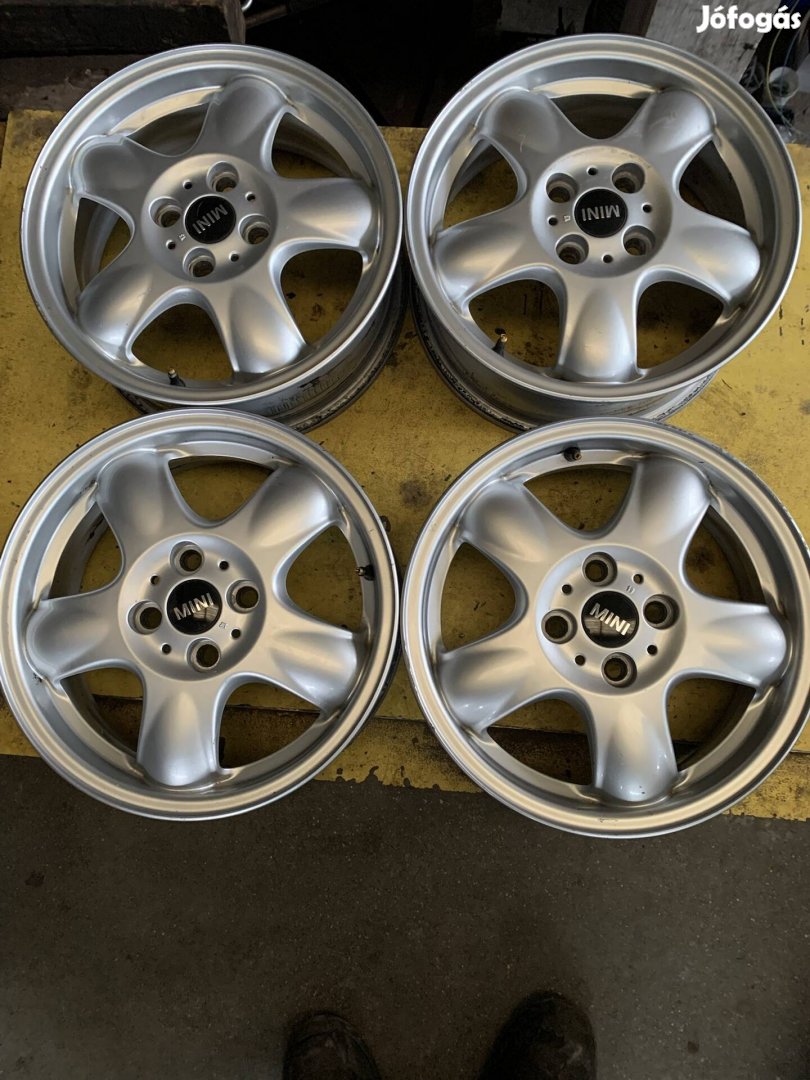 4x100 15 gyári Mini 