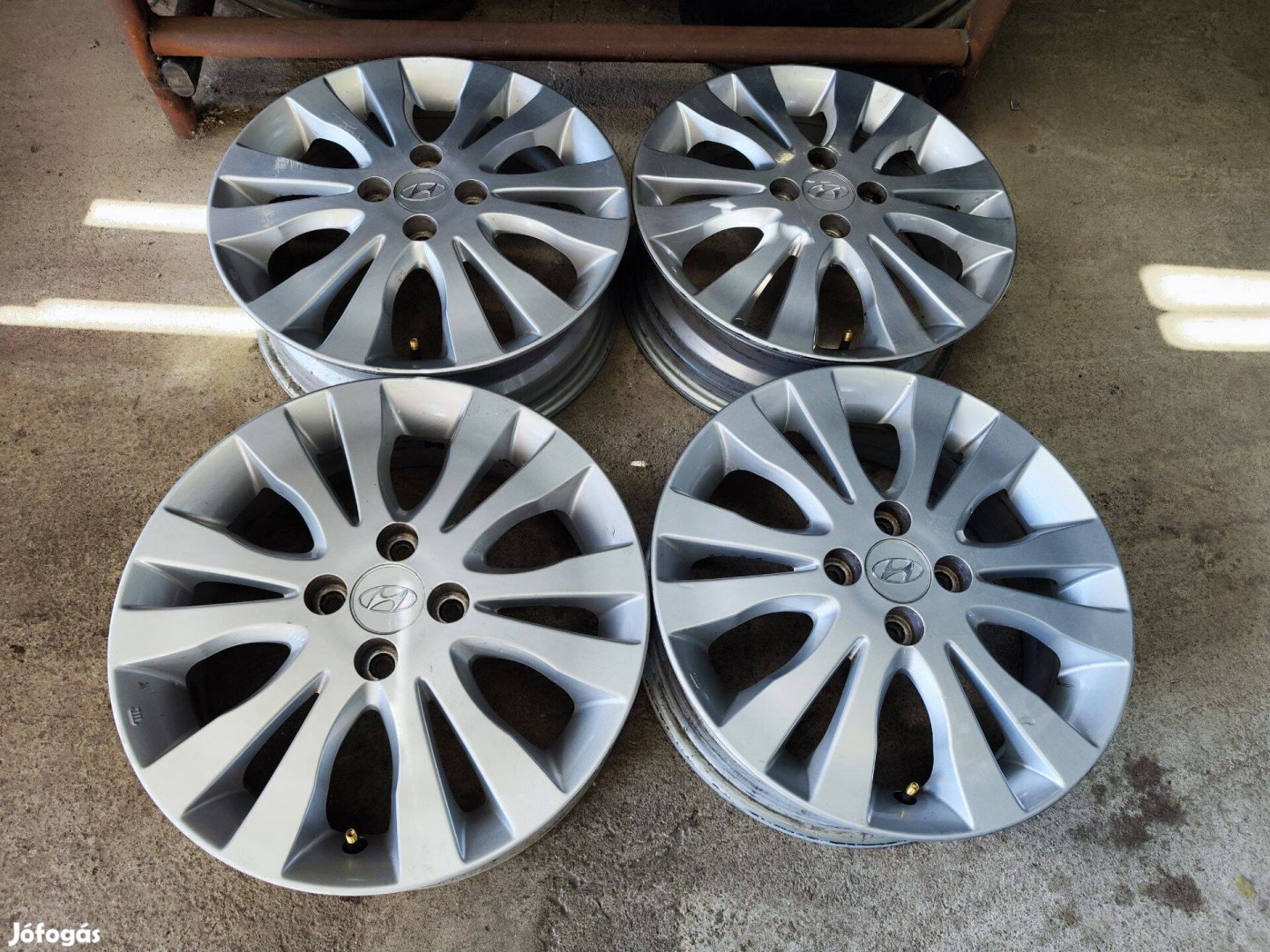 4x100 16" Gyári Hyundai i20 Alufelni Felni 90Garage #1303