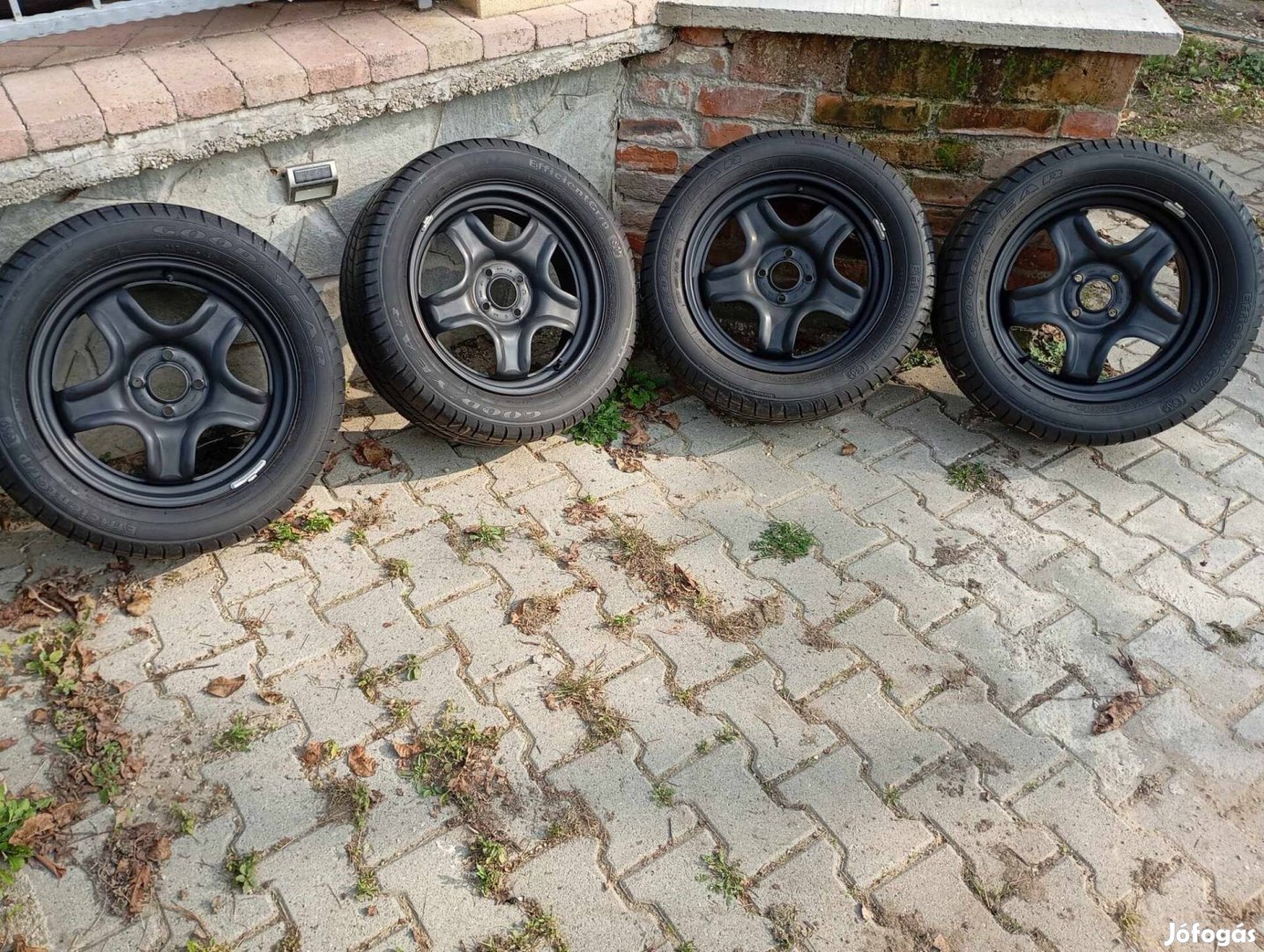 4x100 16 col acélfelni Renault 205/55 R16 nyári gumikkal új szett