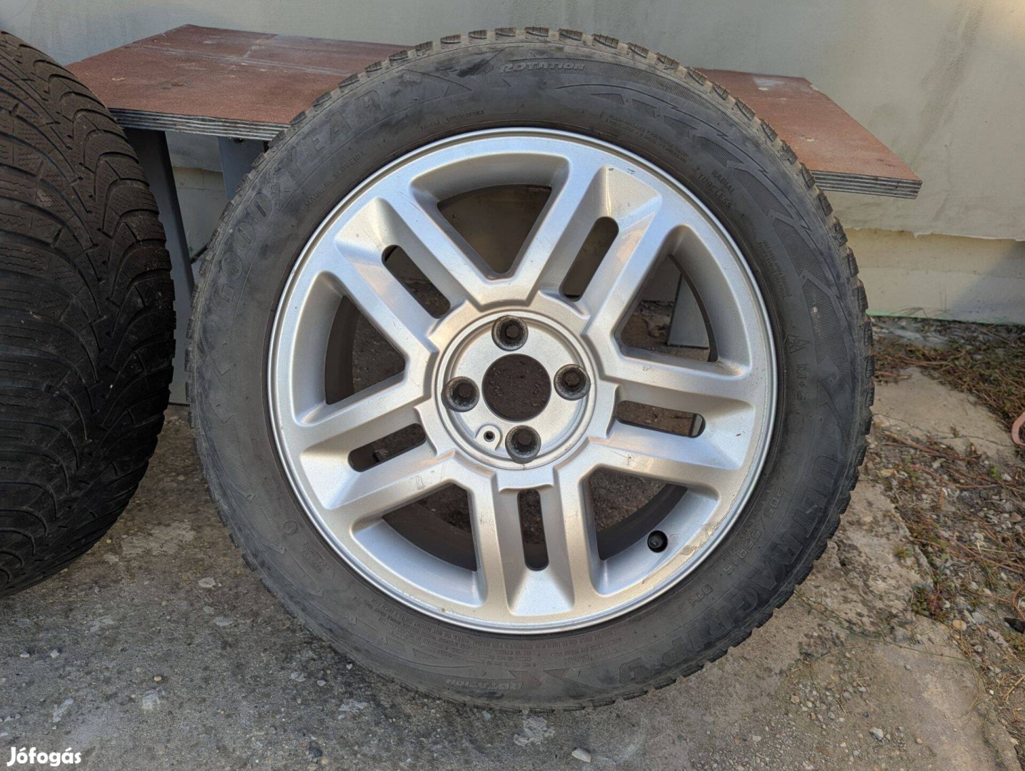 4x100 R16 alufelni téligumival