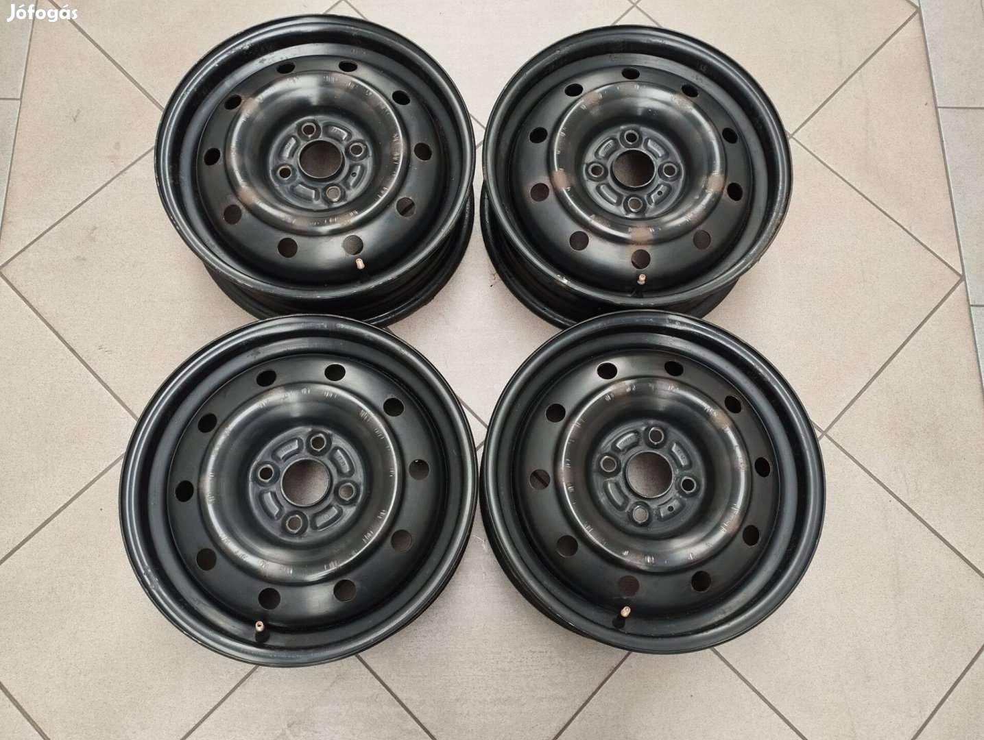 4x100 Suzuki Swift gyári lemezfelni 5x15 ET40