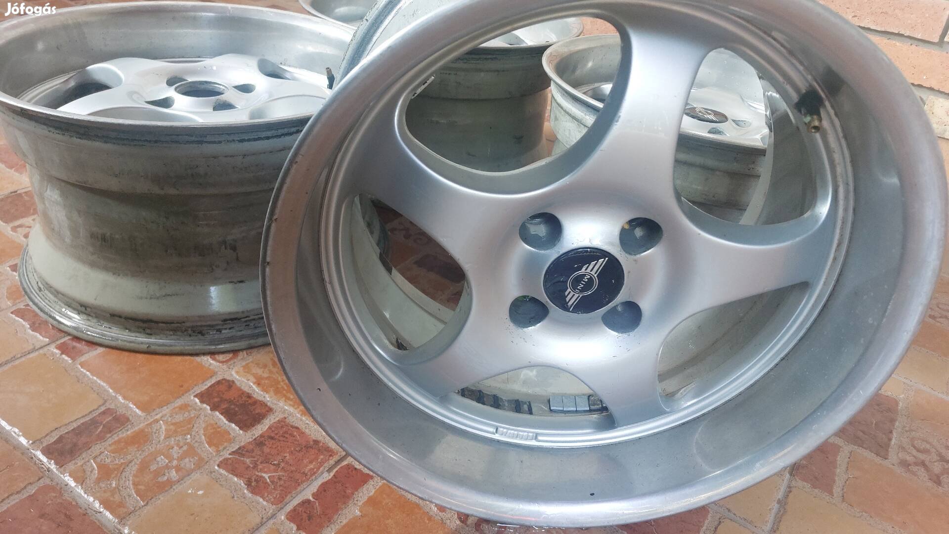 4x100  r16 alufelni Borbet