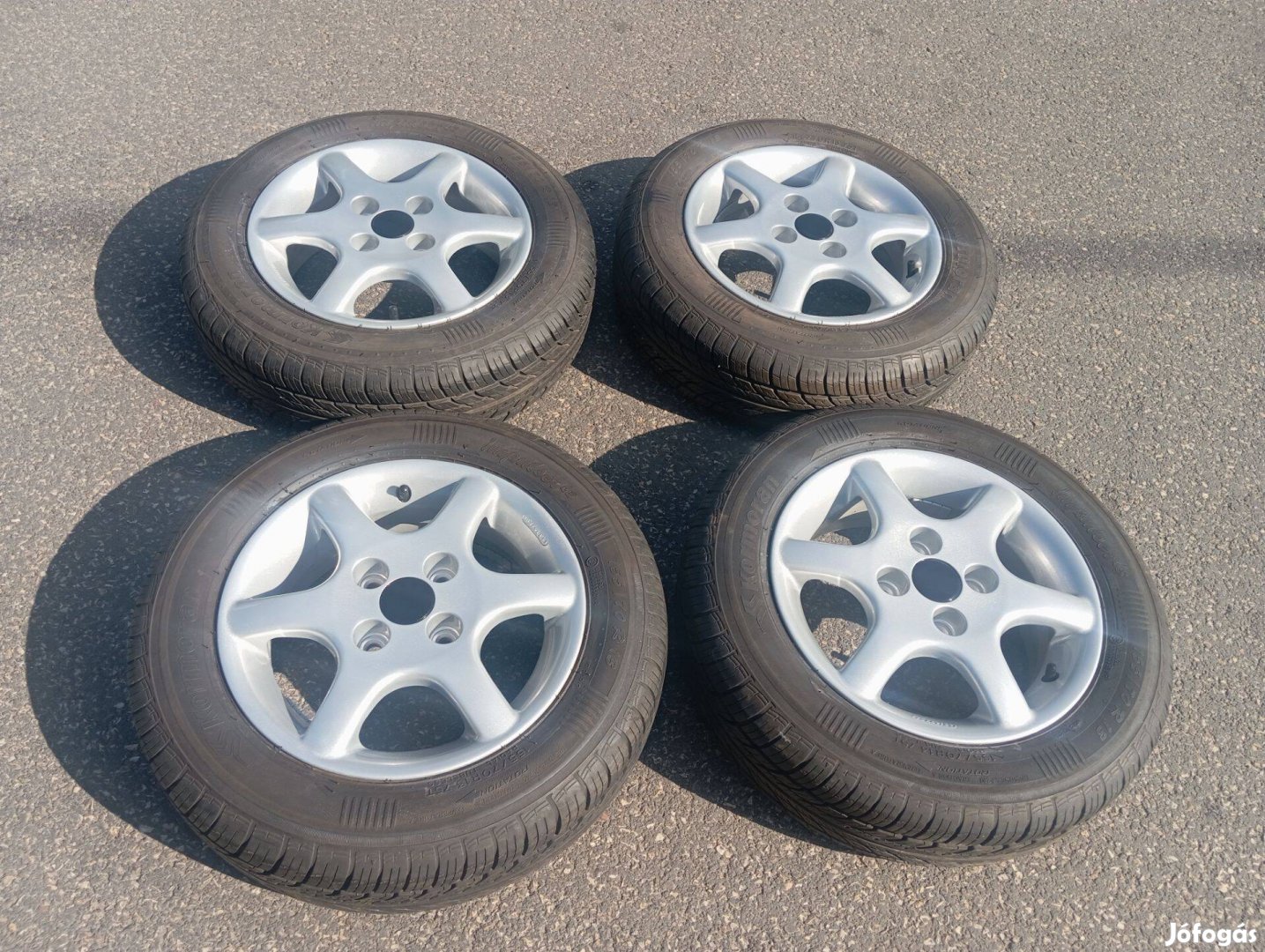 4x100-as 5Jx13 Et 36 Alufelnik 155/70R13 nyári gumikkal