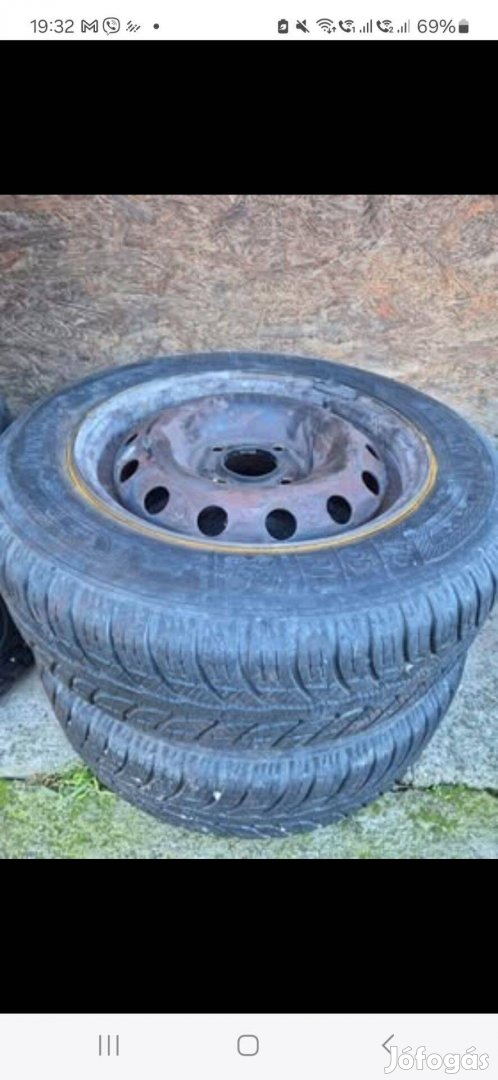 4x100 lemezfelni 175/65r14 kleber téligumikkal 6mm profilmélységgel! 1