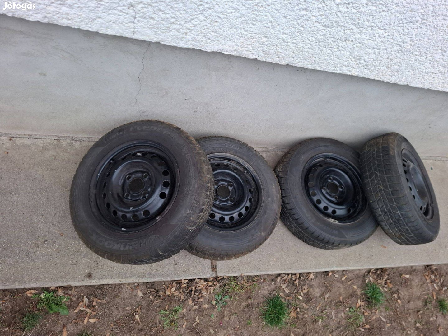 4x100 lemezfelni ET49, 5-J Hankook téligumival