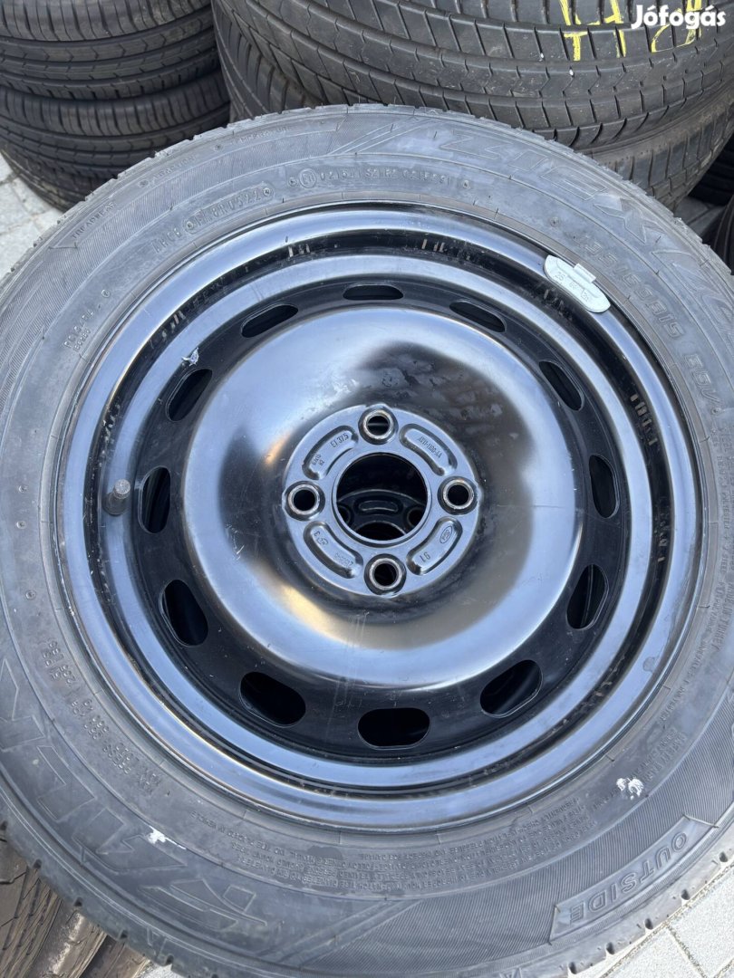 4x108 15" gyári Ford Lemezfelni 195/60 R15 Falken Nyárigumi