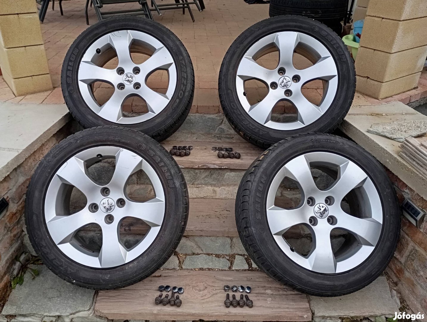 4x108 17 col 17' 17" gyári Peugeot alufelni 225/50 r17 gumikkal