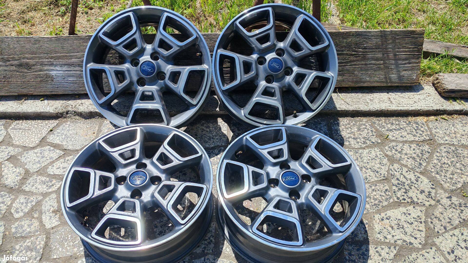 4x108 R17 - Ford Ecosport