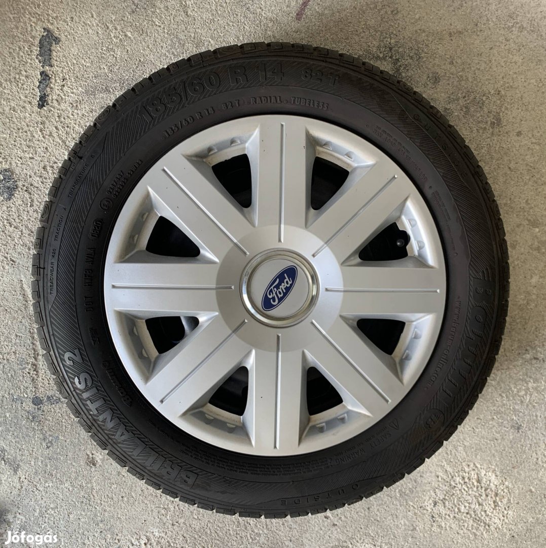 4x108-as 14"-os Ford lemezfelni szett jó nyári gumikkal