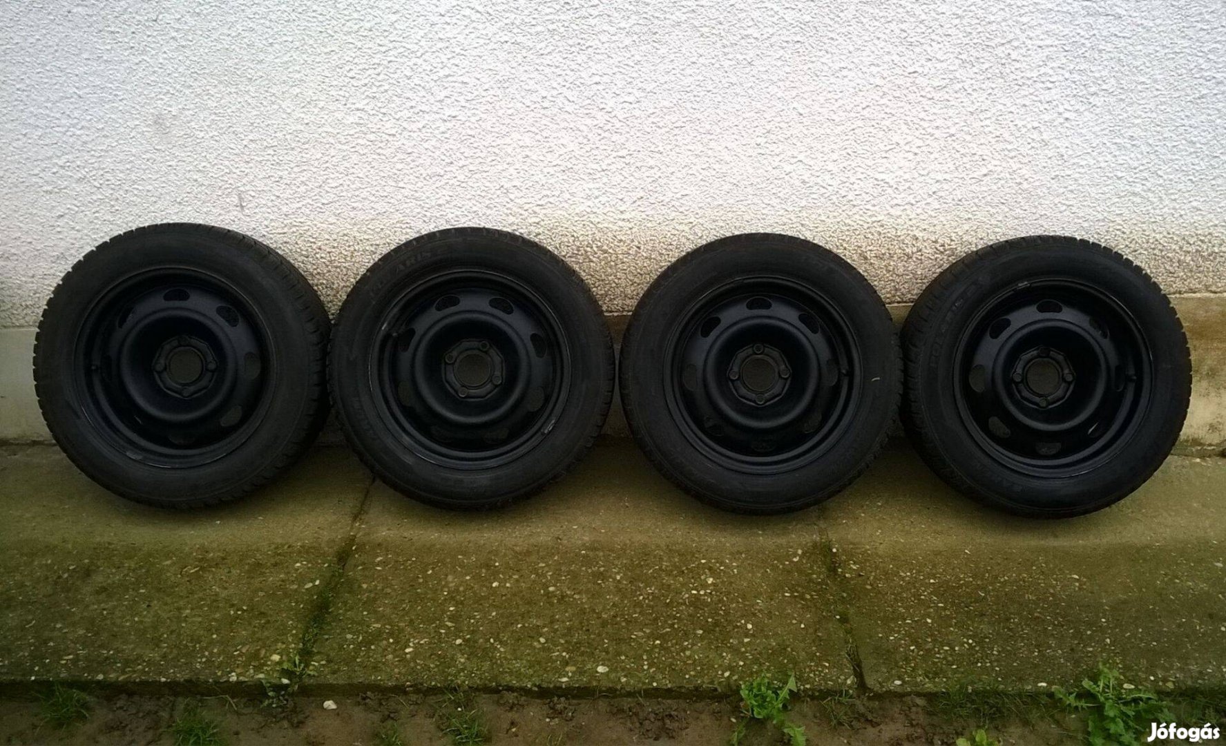 4x108-as és 4x100-as lemezfelnik téli és nyári gumikkal