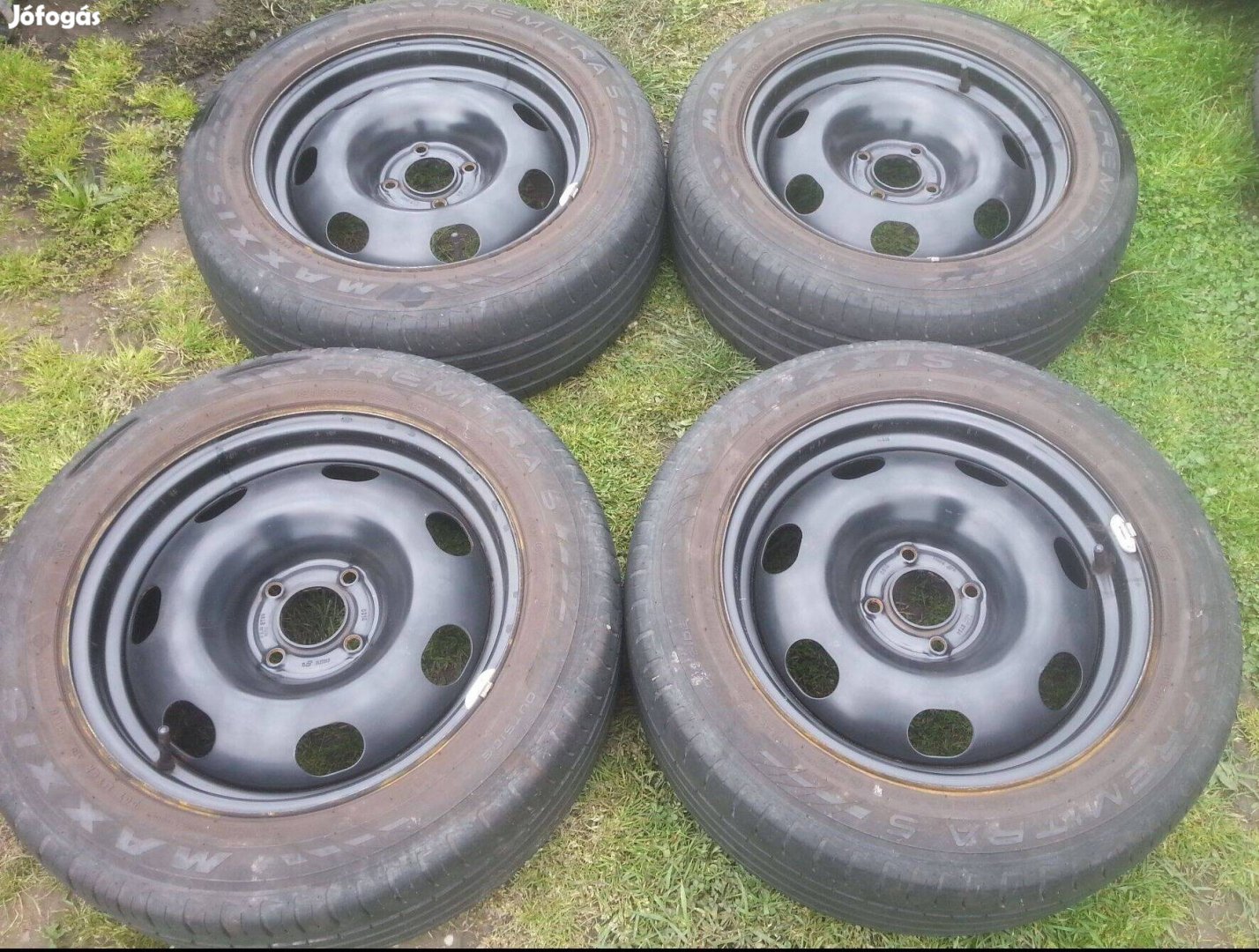 4x108 gyári Citroen/Peugeot lemezfelni 215/55R16 nyári gumival