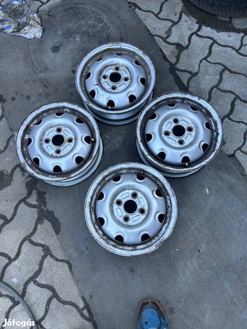 4x114.3 13 Suzuki lemezfelni 