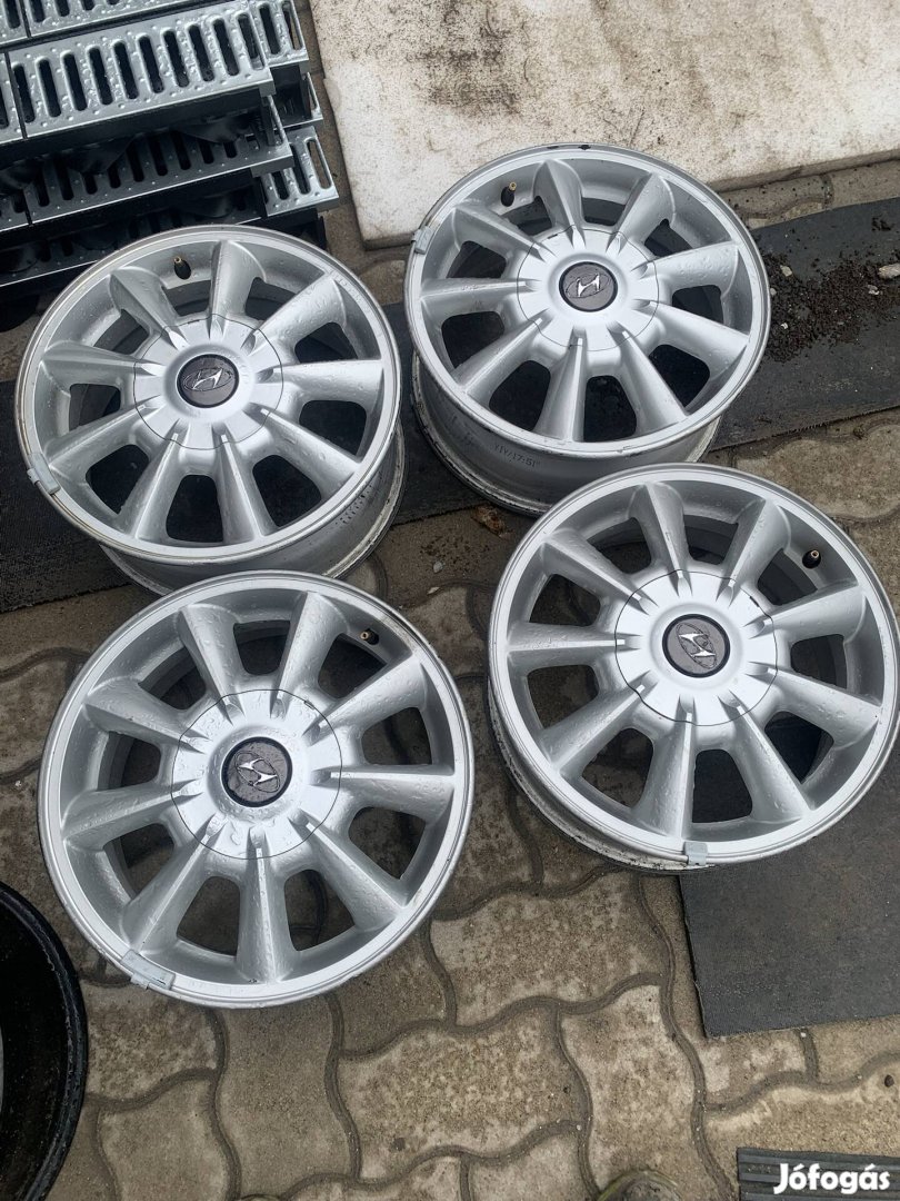 4x114.3 15 gyári Hyundai 
