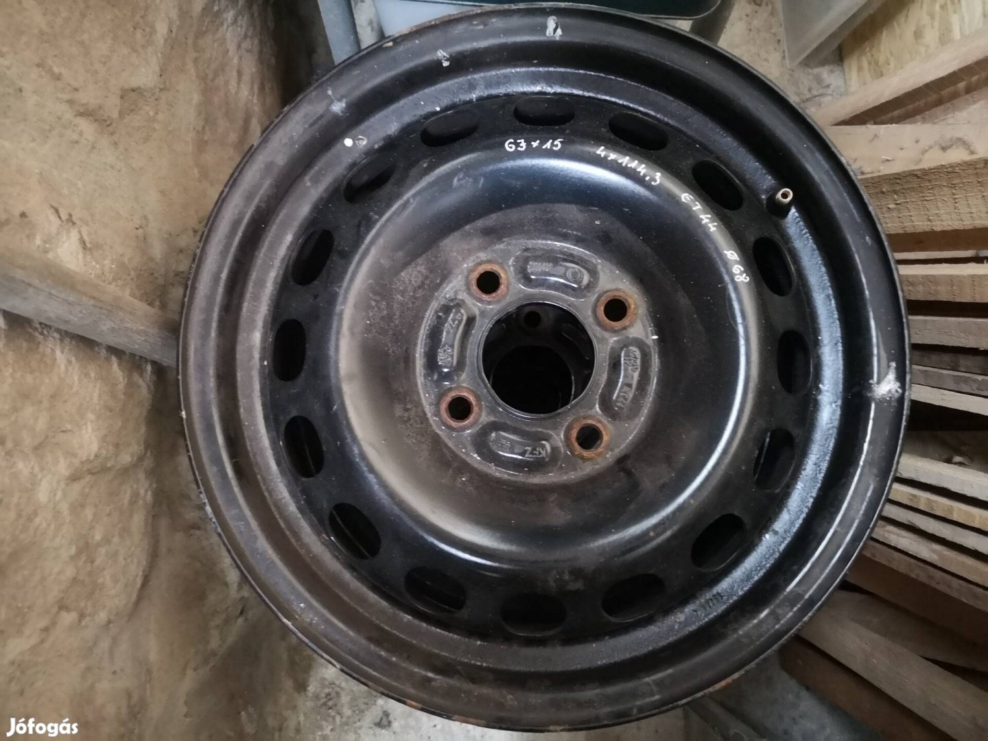 4x114,3 6J R15 ET44 (d:68mm) Volvo lemezfelni garnitúra 