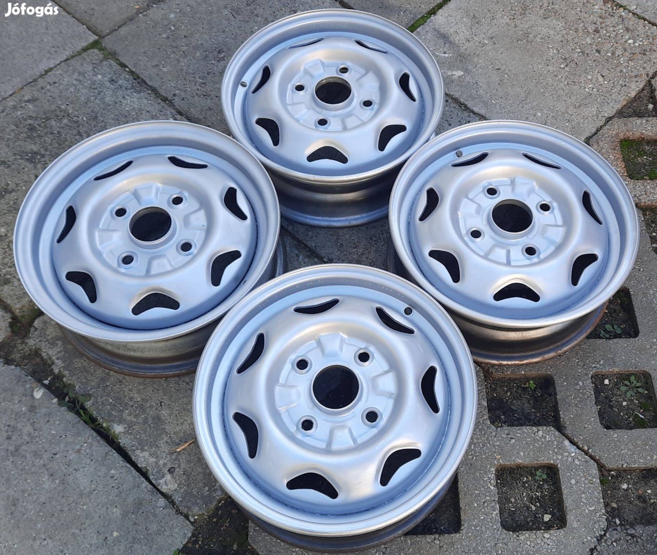 4x114.3 Eredeti Suzuki Acélfelni 13"