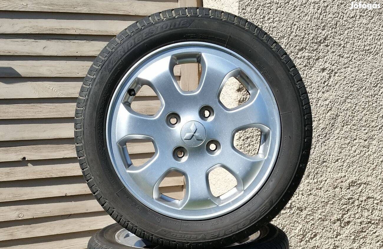 4x114,3 R15 Mitsubishi Alufelni nagyonjó gumival 185/55 Nissan Hyundai