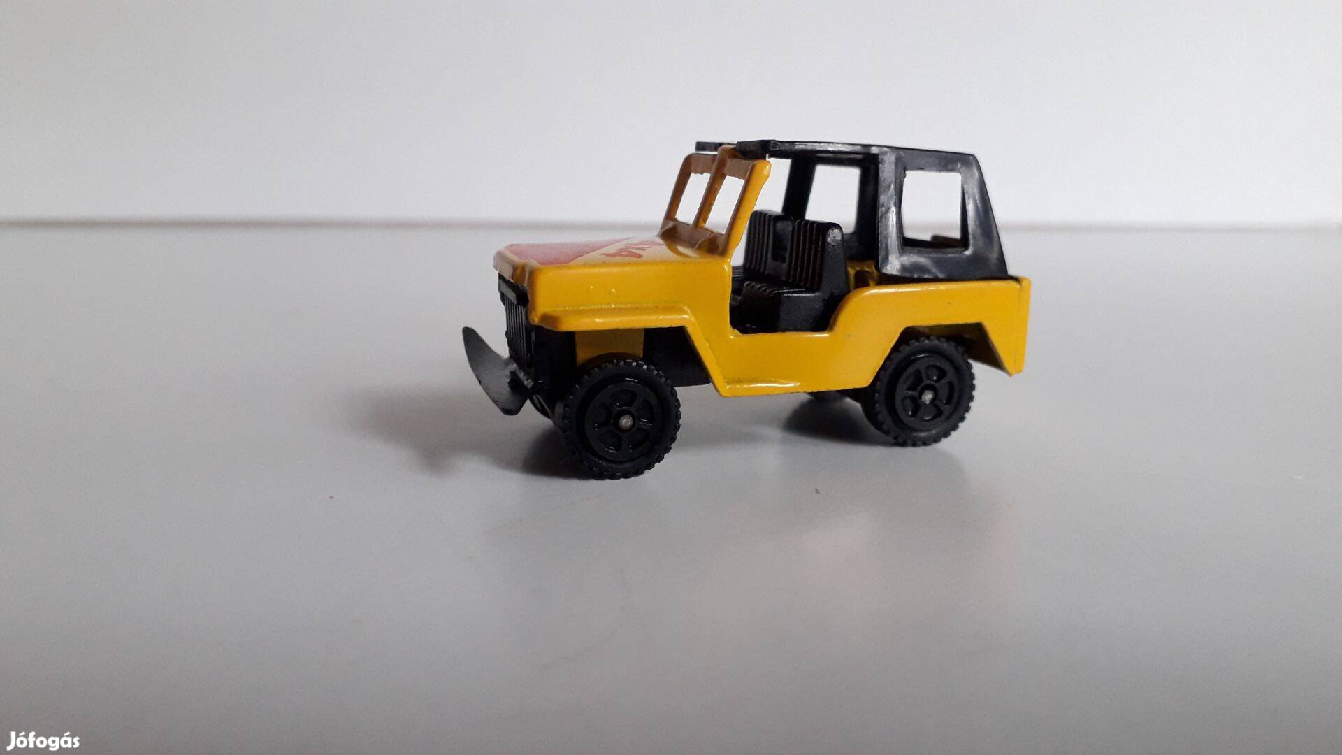 4x4 sárga gurulós kisautó levehető tetővel 633 cm_