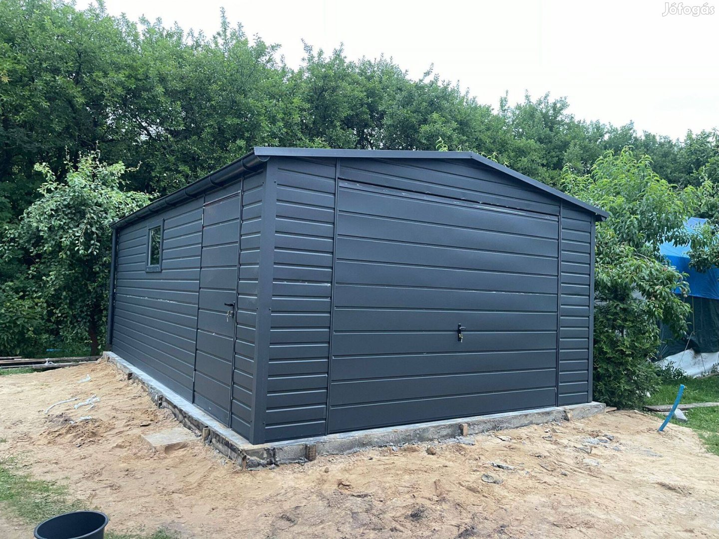 4x6 Antracit Masszív mobilgarázs ingyenes szállítással
