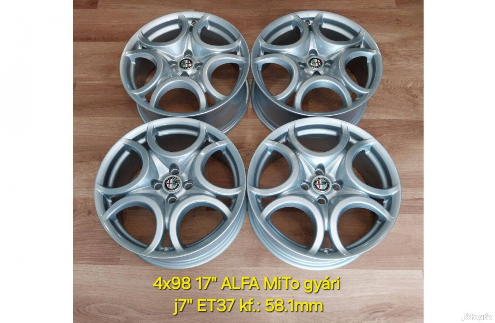 4x98 17" Alfa Mito gyári alufelni garnitúra
