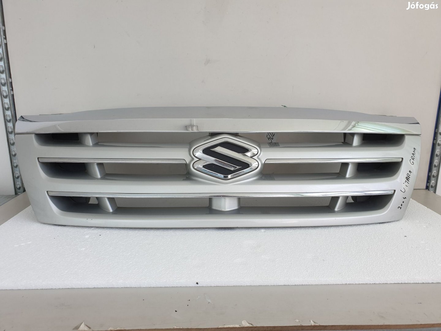 502738 Suzuki Grand Vitara, 2004, Hűtőrács, Díszrács