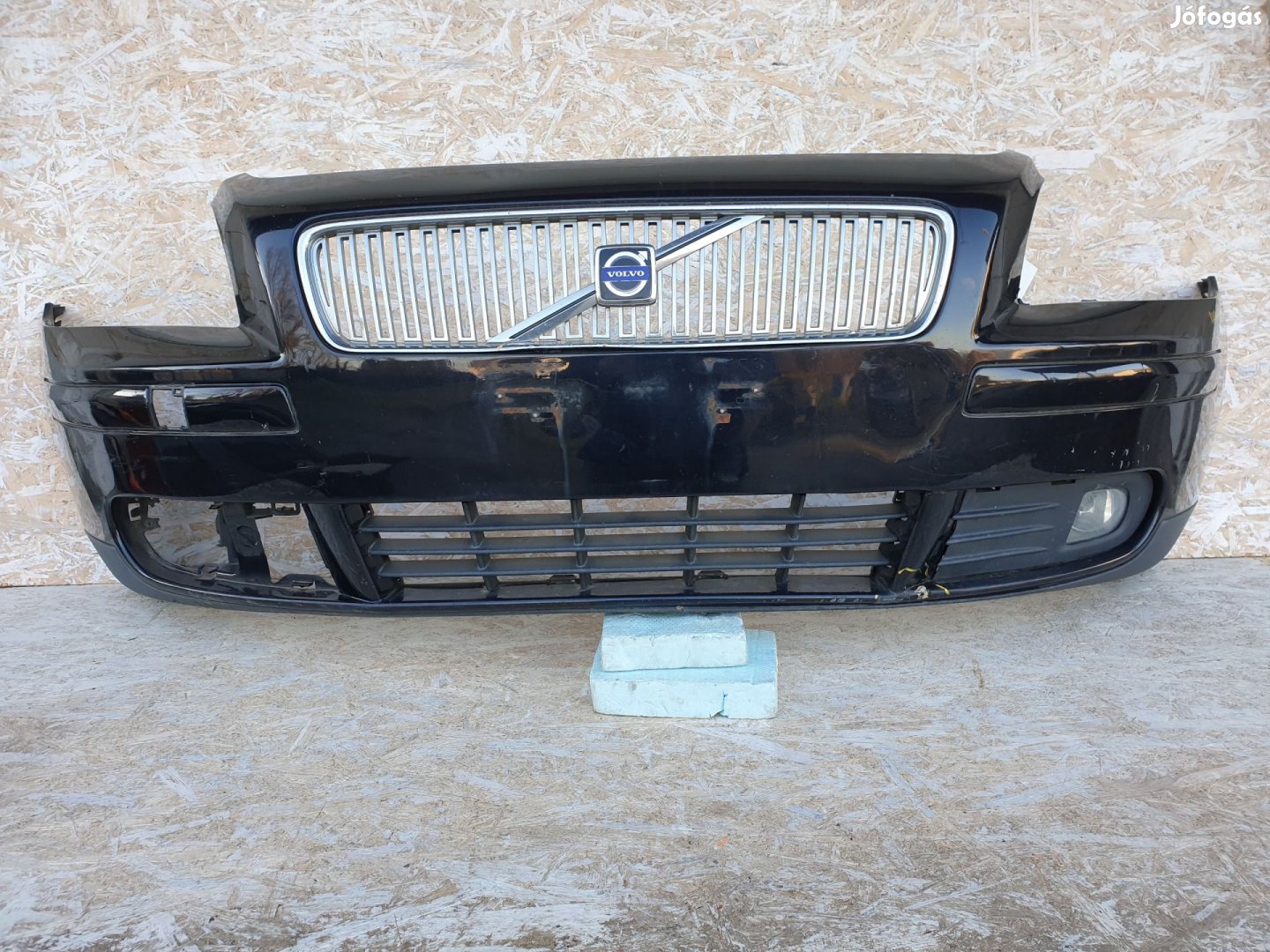 506632 Volvo V50, 2005, Ködlámpás Első Lökhárító