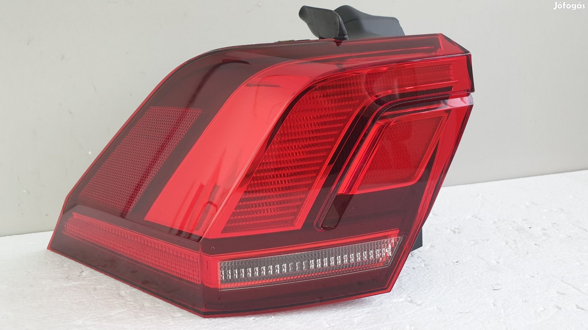 507290 VW Tiguan 2017, Bal Külső Hátsó LED Lámpa, 5NA945095C